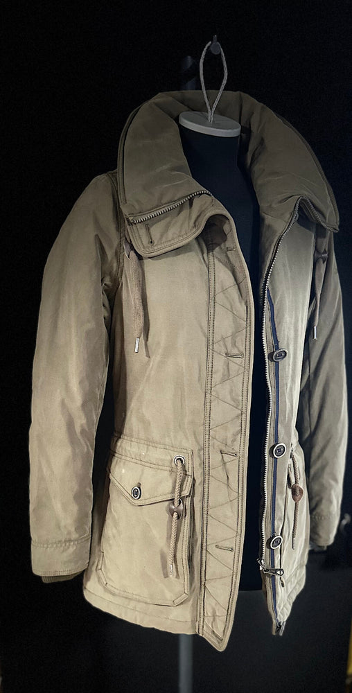 Musterware/Einzelstück DREIMASTER DAMEN ANORAK GR.S FARBE OLIV